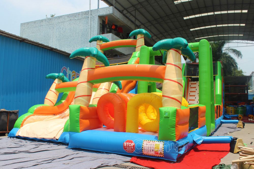 Jungle Giant Inflatable Obstacle Course - Channal Inflatables