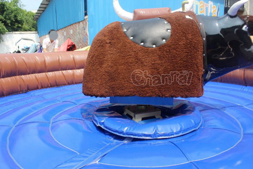 bucking bull float for pool